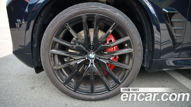 BMW X5 2025 — Фото 11/15