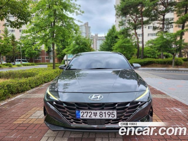 Hyundai Avante 2022 — Şəkil 9/17