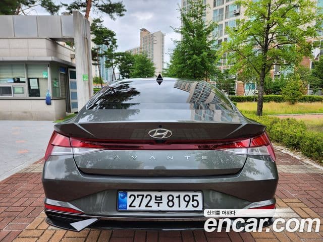 Hyundai Avante 2022 — Şəkil 2/17