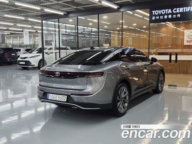 Toyota Crown Crossover 2024 — Şəkil 2/19