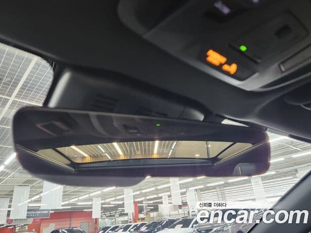 Toyota Crown Crossover 2024 — Şəkil 9/19