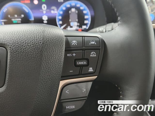 Toyota Crown Crossover 2024 — Şəkil 10/19