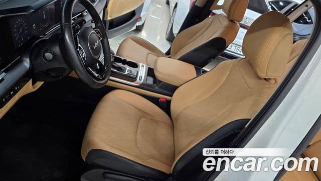 Kia Carnival 2022 — Şəkil 16/20