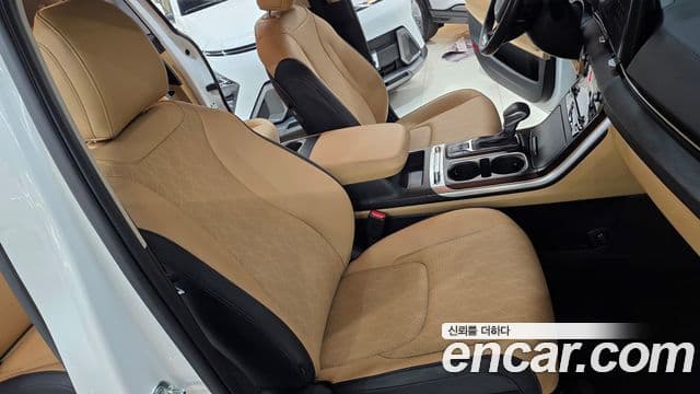 Kia Carnival 2022 — Şəkil 18/20