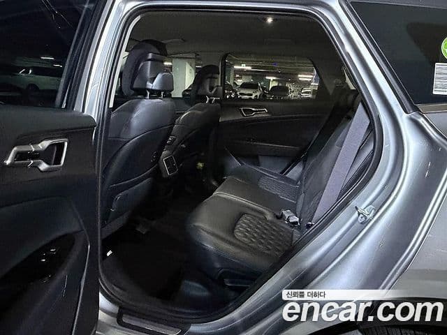 Kia Sportage 2022 — ფოტო 7/20