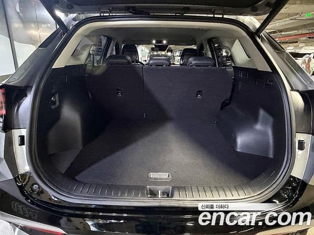 Kia Sportage 2022 — ფოტო 17/20