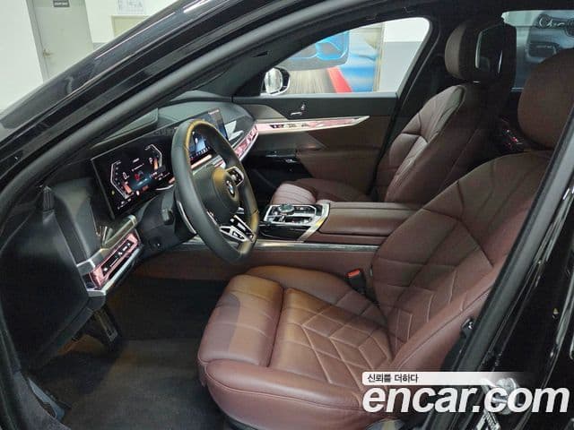 BMW 7 Series 2024 — Şəkil 10/20