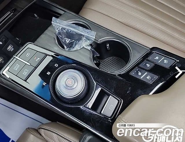 Kia K8 2021 — ფოტო 7/20