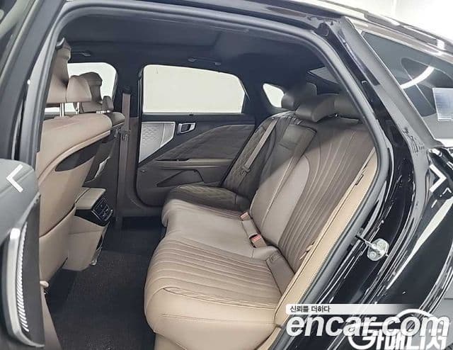 Kia K8 2021 — ფოტო 8/20