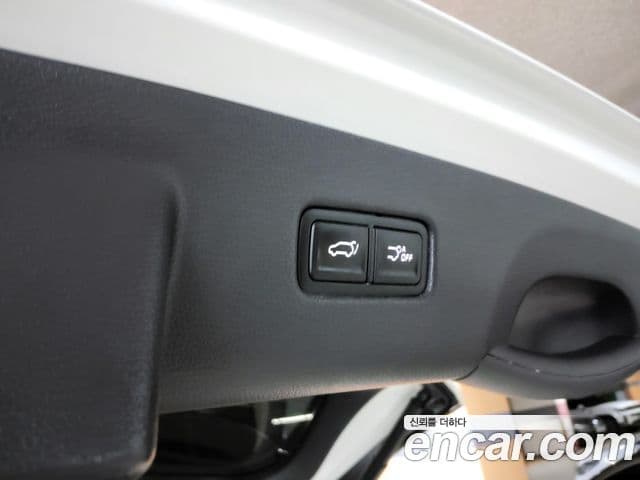 Kia Carnival 2022 — ფოტო 11/20