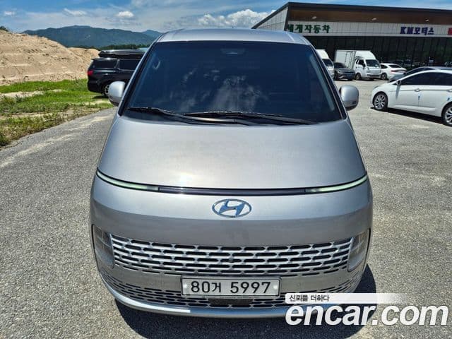 Hyundai Staria 2021 — Şəkil 1/20