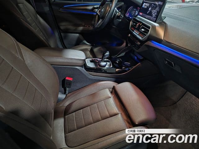 BMW X4 2021 — Şəkil 13/20
