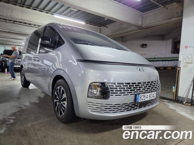 Hyundai Staria 2022 — Şəkil 7/20