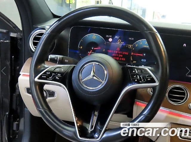 Mercedes-Benz E-Class 2021 — Şəkil 20/20