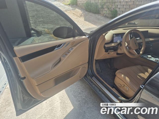 Genesis Electrified G80 2024 — ფოტო 12/17