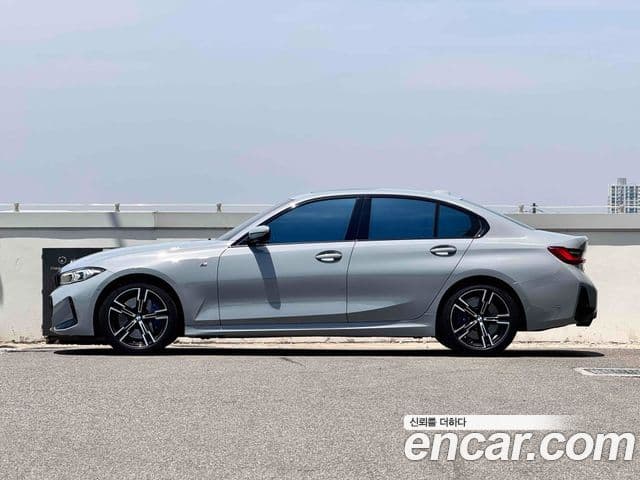 BMW 3 Series 2023 — ფოტო 3/20