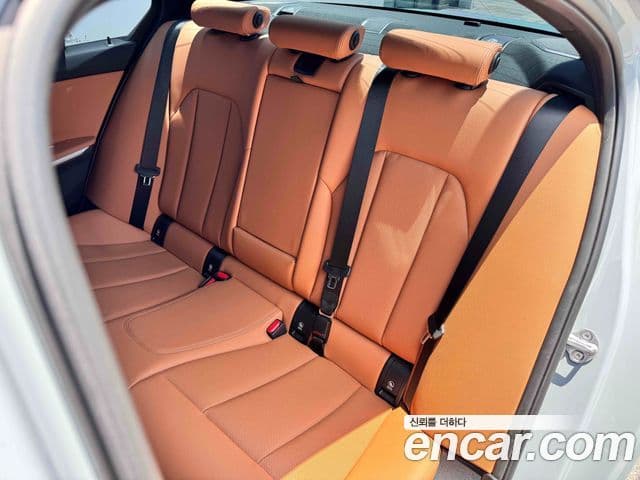 BMW 3 Series 2023 — ფოტო 15/20
