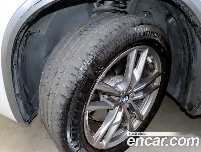 BMW X4 2021 — ფოტო 20/20
