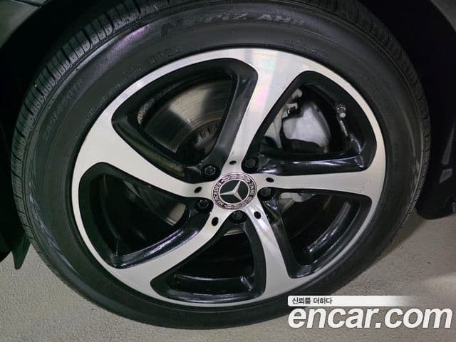Mercedes-Benz E-Class 2020 — ფოტო 5/20