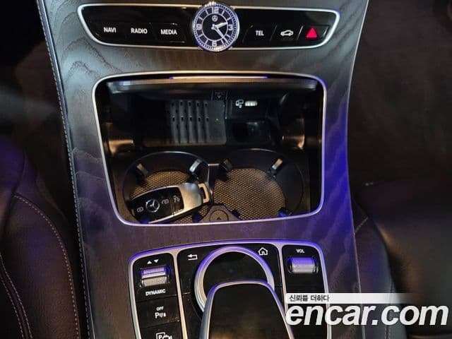 Mercedes-Benz E-Class 2020 — ფოტო 9/20