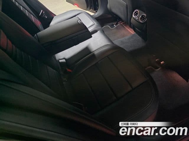 Mercedes-Benz E-Class 2020 — ფოტო 11/20