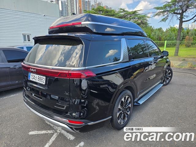 Kia Carnival 2022 — Фото 1/20