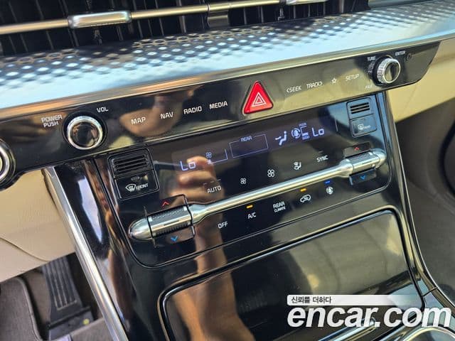 Kia Carnival 2022 — Фото 14/20