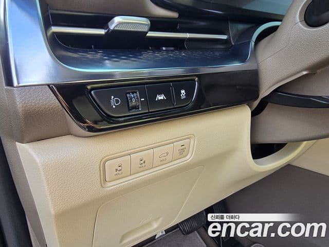 Kia Carnival 2022 — Фото 15/20