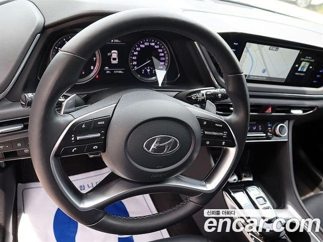 Hyundai Sonata 2022 — ფოტო 7/20
