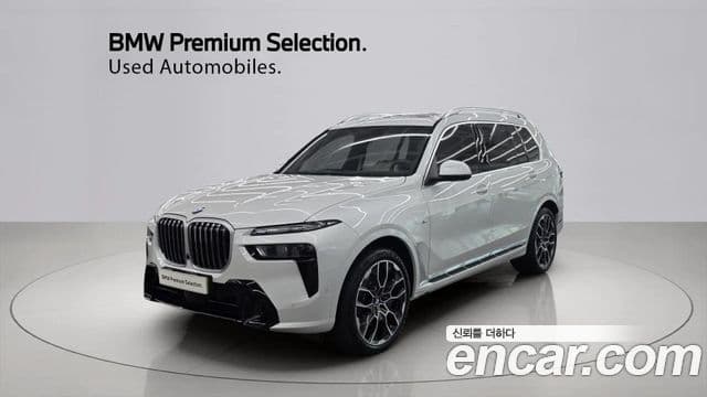BMW X7 2025 — Фото 1/20