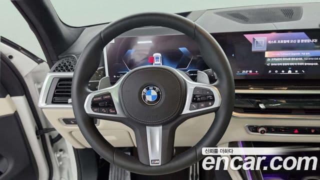 BMW X7 2025 — Фото 14/20
