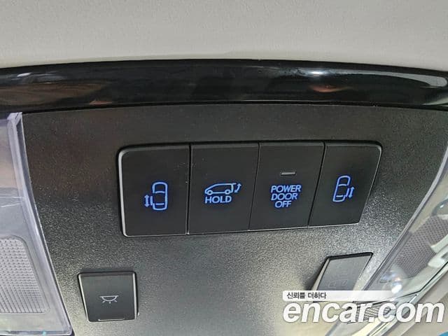 Hyundai Staria 2024 — Фото 16/20