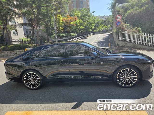 Hyundai Grandeur Hybrid 2024 — Photo 5/20