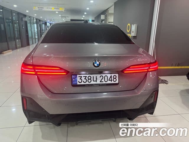 BMW 5 Series 2025 — ფოტო 3/17