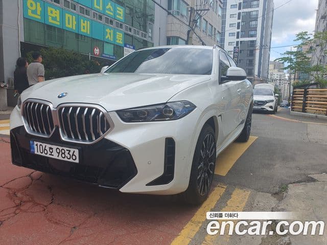 BMW X6 2025 — Photo 12/17