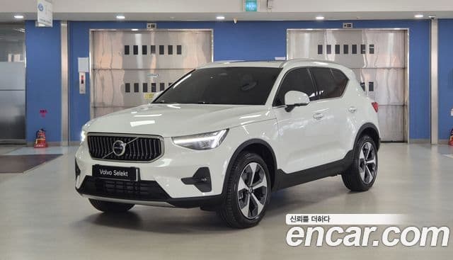 Volvo XC40 2025 — Фото 20/20