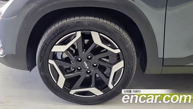 Kia Seltos 2022 — фото 4 из 18