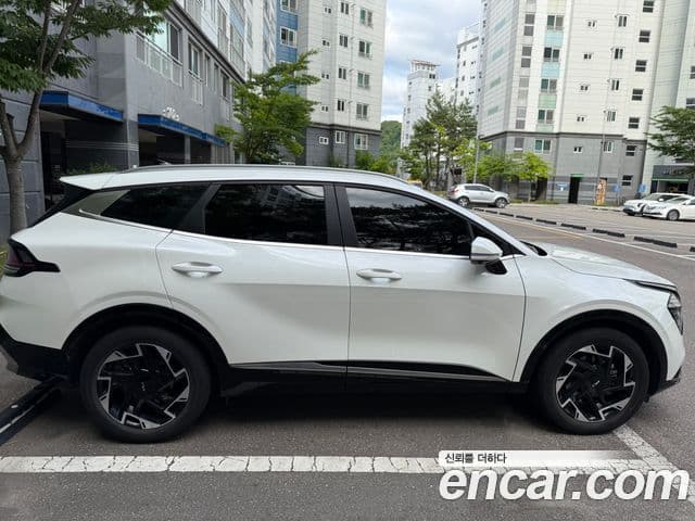 Kia Sportage 2022 — Фото 5/15