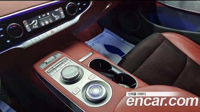 Genesis GV70 2021 — фото 7 из 18