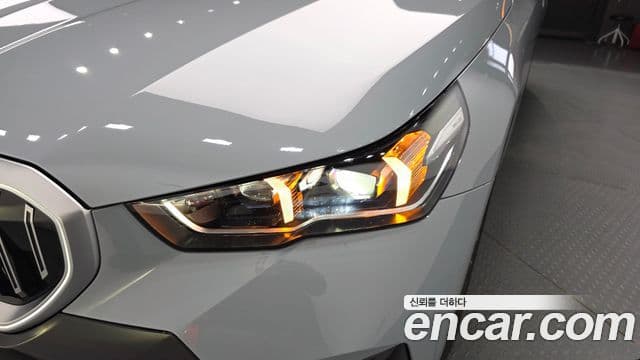 BMW 5 Series 2025 — Photo 34/35