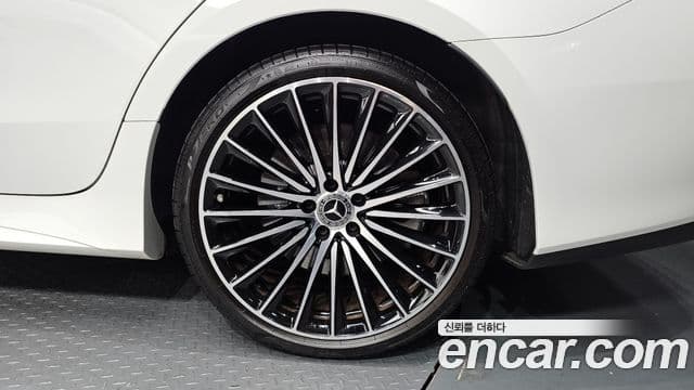 Mercedes-Benz CLS-Class 2022 — ფოტო 13/31