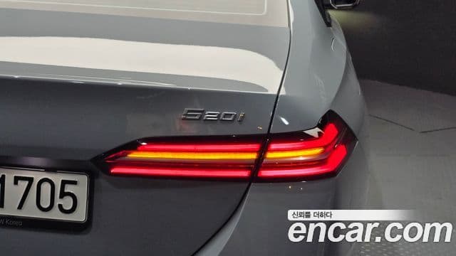 BMW 5 Series 2024 — Photo 31/31