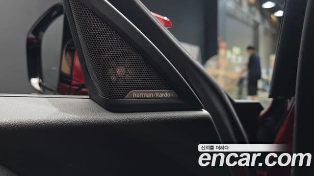 BMW M2 2025 — Photo 21/30