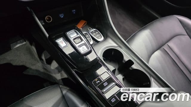 Hyundai Sonata 2021 — Фото 9/20