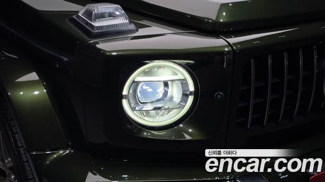 Mercedes-Benz G-Class 2023 — Photo 3/32
