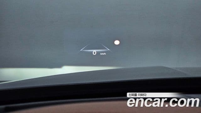 Genesis Electrified G80 2022 — ფოტო 19/20