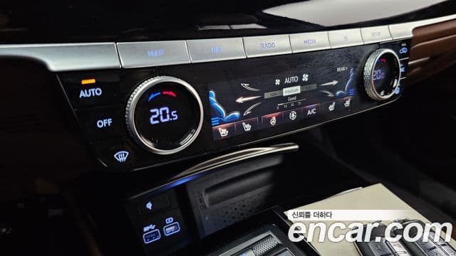 Genesis Electrified G80 2022 — ფოტო 20/20