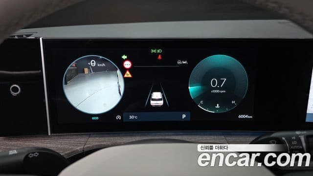Hyundai Santa Fe 2024 — Şəkil 8/20