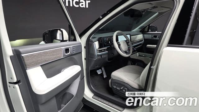 Hyundai Santa Fe 2024 — Şəkil 10/20
