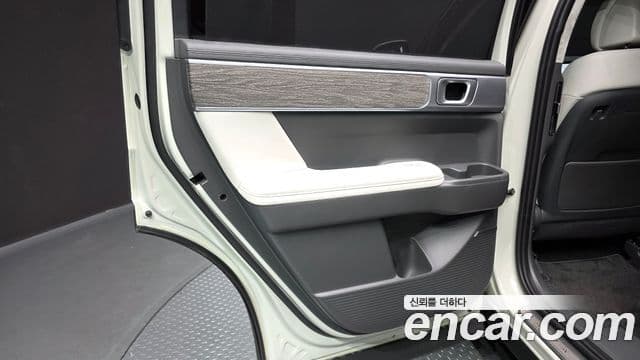Hyundai Santa Fe 2024 — Photo 4/35
